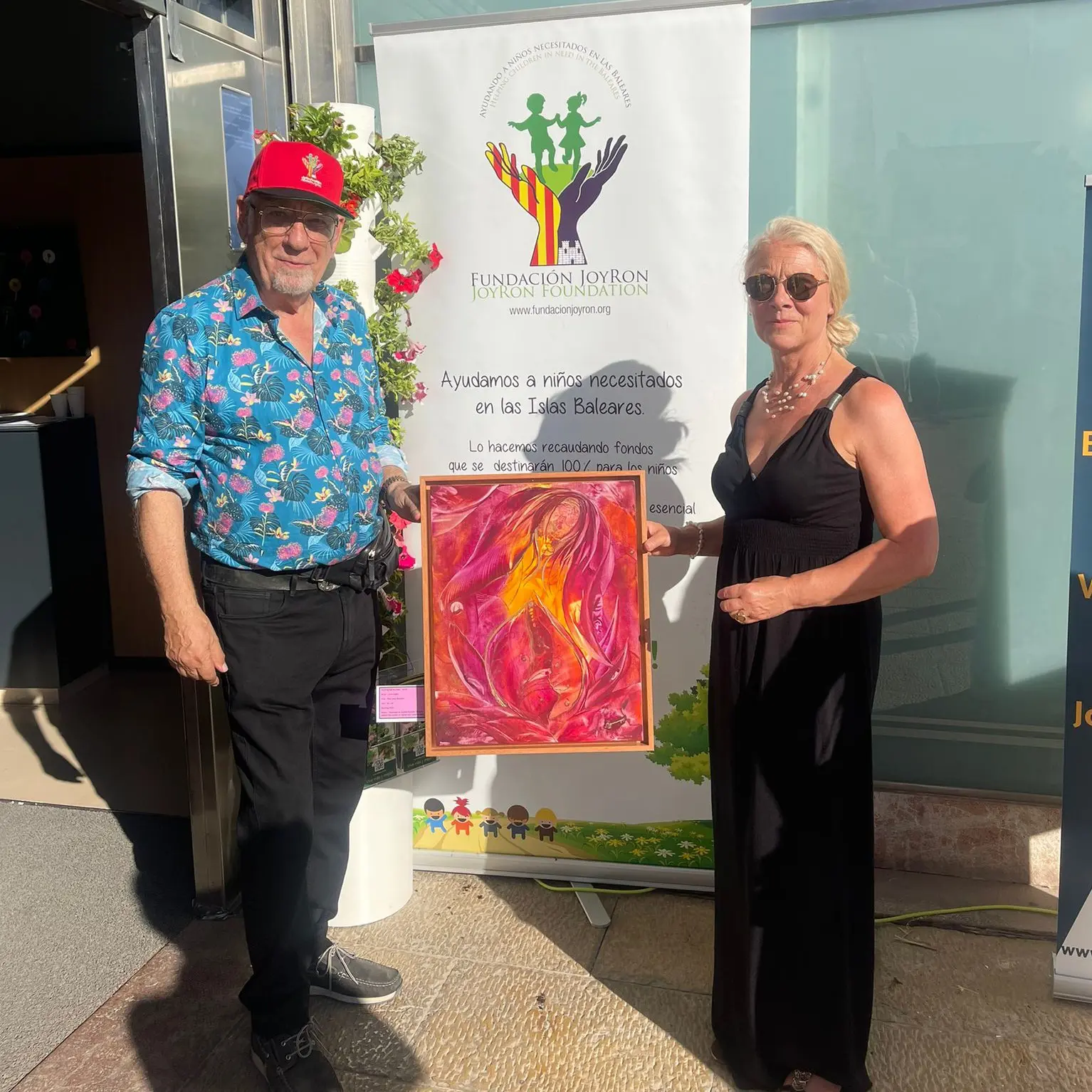 Charity Mallorca Kunstausstellung Encaustic Art Ausstellung